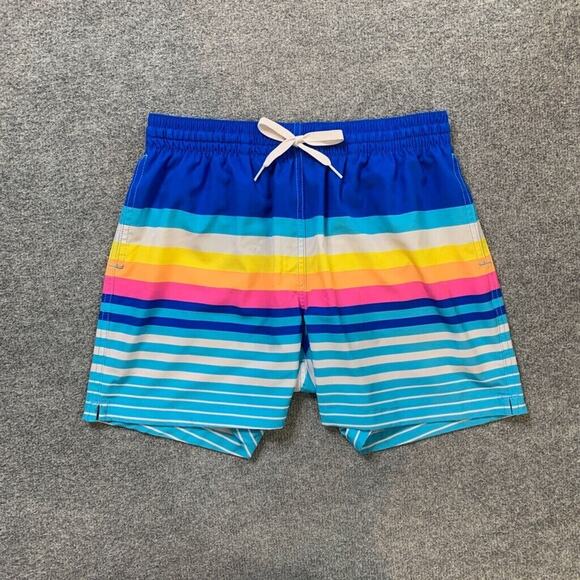Chubbies Beach Shorts Mens M The Newport 5.5 in Inseam Brief Lined Swim Trunk - Picture 2 of 12